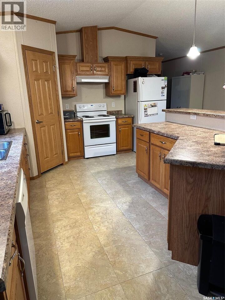 Property Photo: 211 North Street SK S0G 4T0
