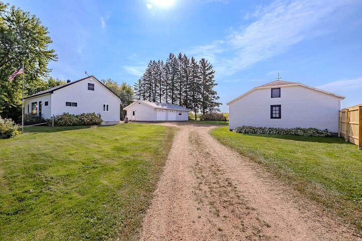 Property Photo:  112917 County Road P  WI 54484 