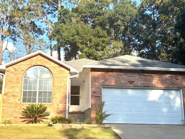 Property Photo:  252 Panama Drive  FL 32536 