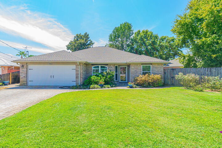 Property Photo:  9863 Orion Lake Circle  FL 32566 