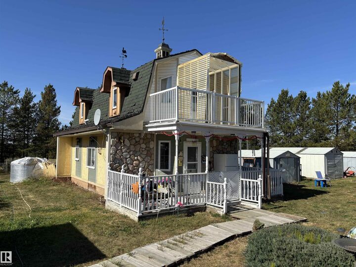 Property Photo: 140 Russel Drive AB T0A 3B0