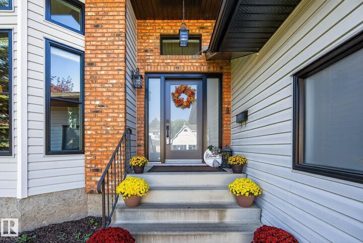 Property Photo:  715 Burley Drive NW  AB T6R 1W7