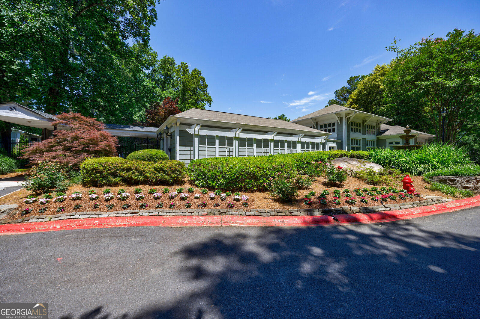 Property Photo:  215 Summit North Drive NE  GA 30324
