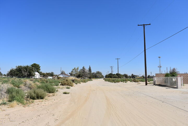 Property Photo:  8800 E Pillsbury Street  CA 93535 