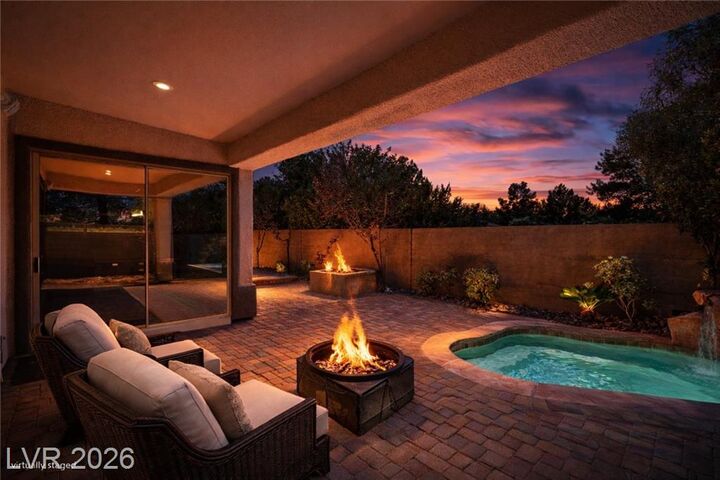 Property Photo: 7 Moraine Drive NV 89052