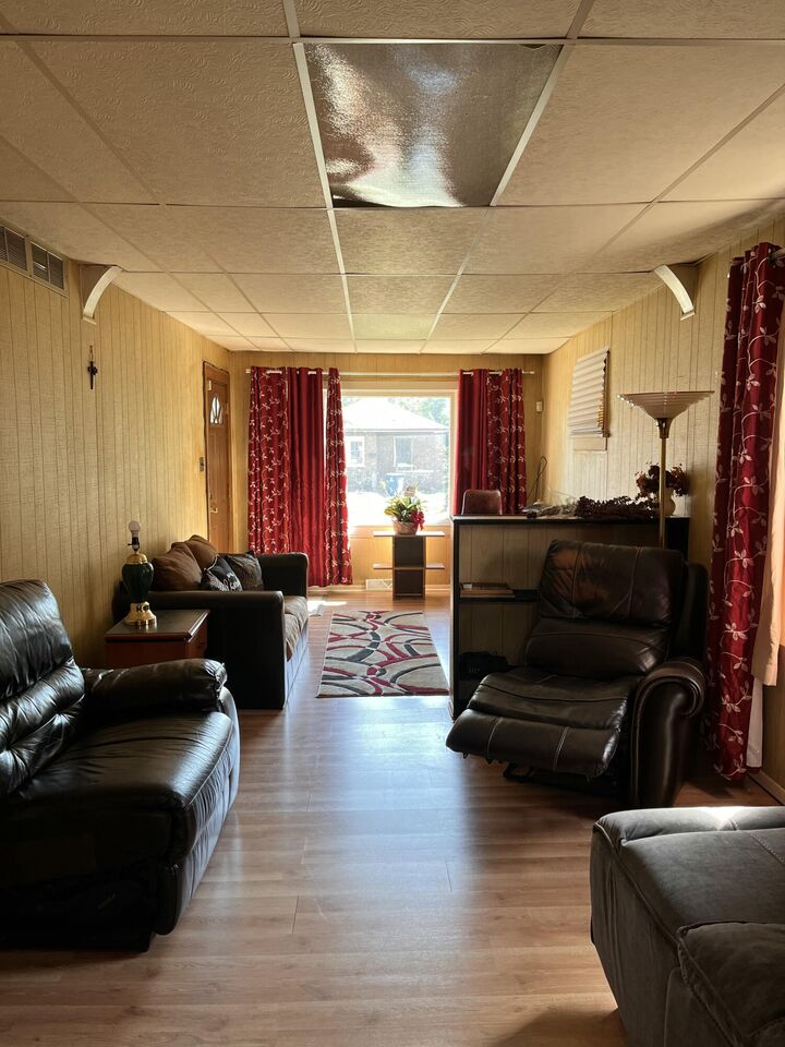 Property Photo:  1752 Hayes Street  IN 46404 