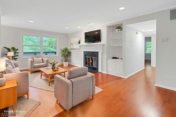 21 Heritage Dr G  Chatham Twp. NJ 07928 photo