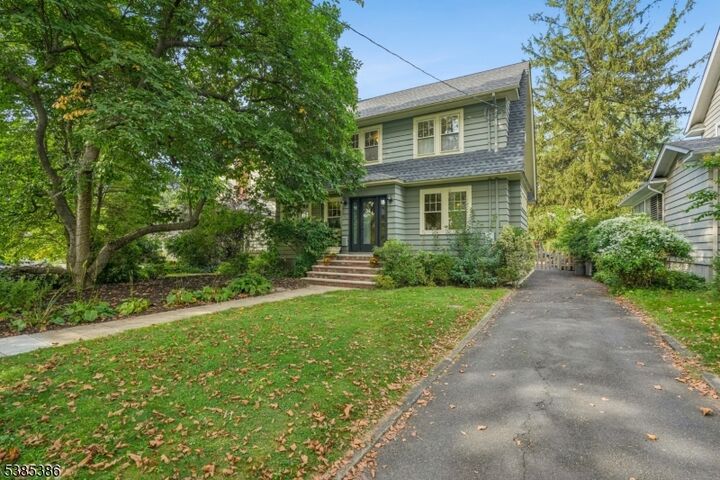 Property Photo:  49 Burnett Ter  NJ 07040 