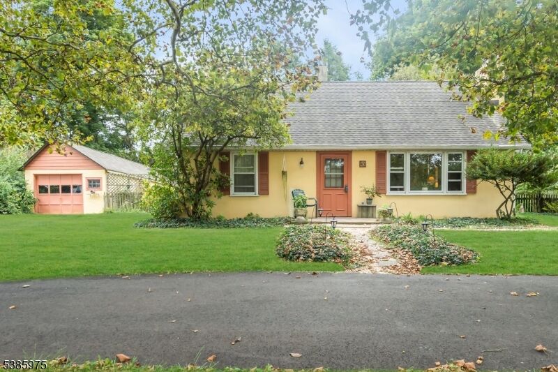 Property Photo: 45 Kinnaman Ave NJ 07882