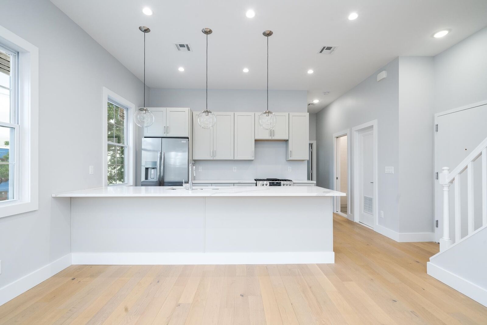 Property Photo:  182 Hancock Ave 2  NJ 07307 