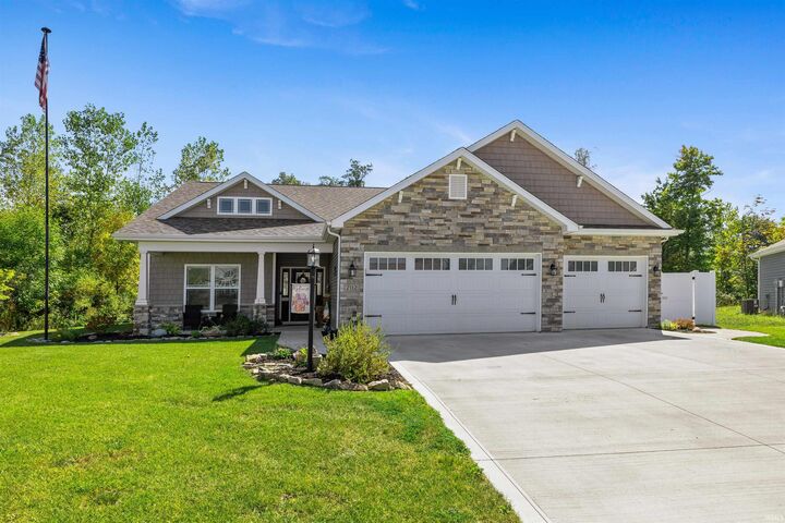Property Photo:  2112 Lawsons Cove  IN 46808 