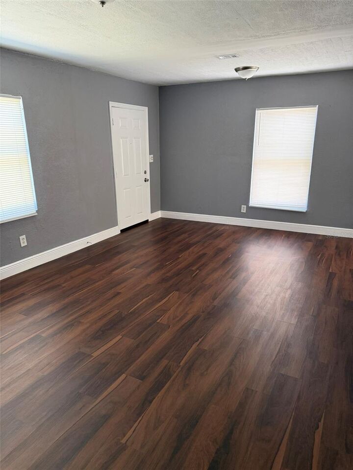 Property Photo: 2615 E 28th Avenue FL 33605