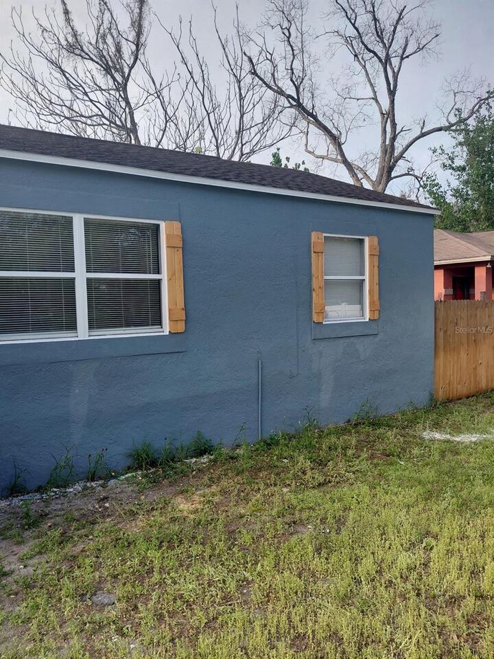 Property Photo:  2615 E 28th Avenue  FL 33605 