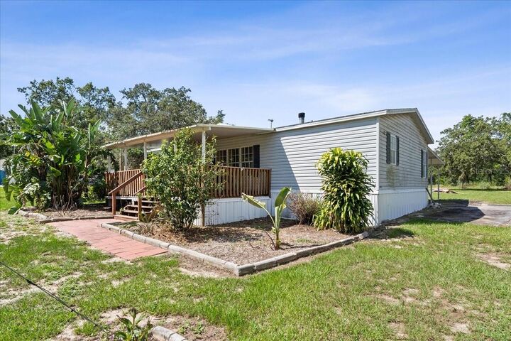 Property Photo: 1866 Hacksaw Heights Trail FL 33898