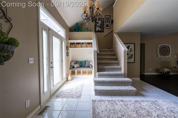 Property Photo:  2239 Regency Hills Drive  MI 48316 2058