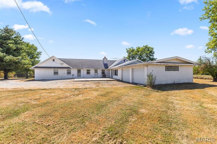Property Photo:  19 Hugo Road  MO 63363 