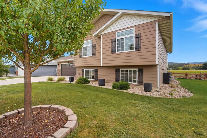 Property Photo:  1727 Iron Horse Loop  SD 57783 