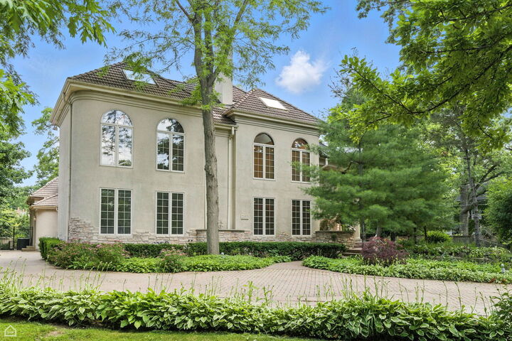 Property Photo:  260 Beech Street  IL 60035 