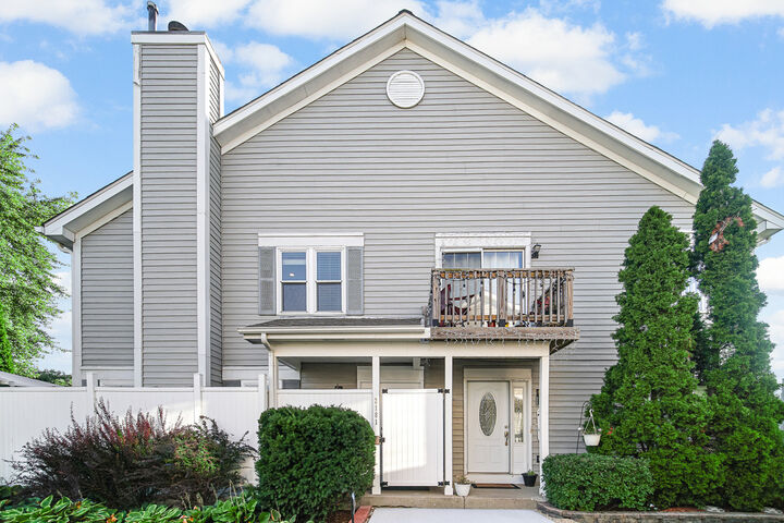 Property Photo: 2181 Colorado Avenue IL 60123