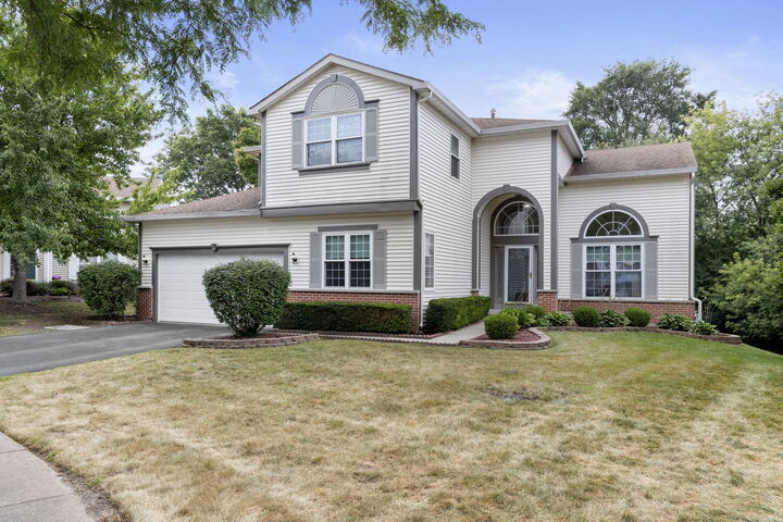 Property Photo: 7623 Beringer Court IL 60031