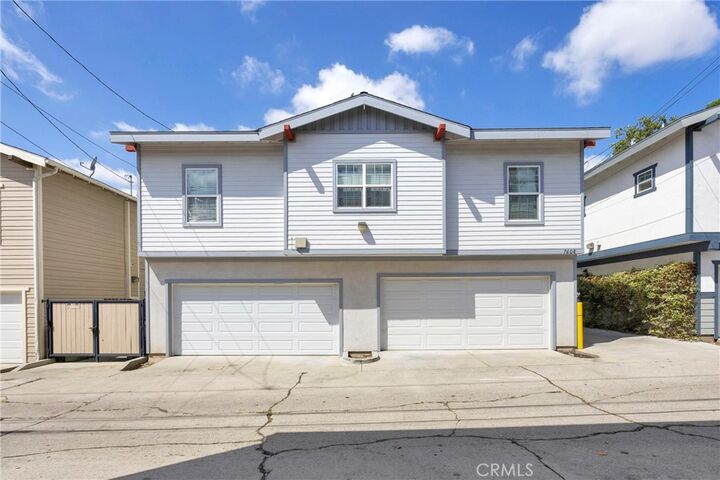 Property Photo:  7606 7608 Pickering Avenue  CA 90602 