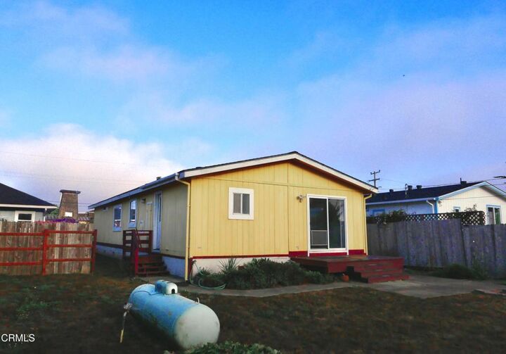 Property Photo:  854 Woodward Street  CA 95437