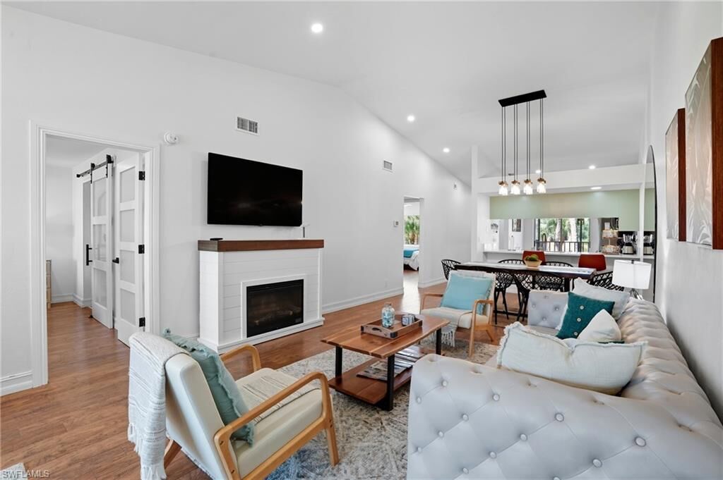 Property Photo: 4040 Ice Castle Way 2802 FL 34112