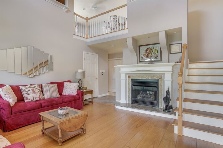 Property Photo:  36 Kings Drive  NH 03077 