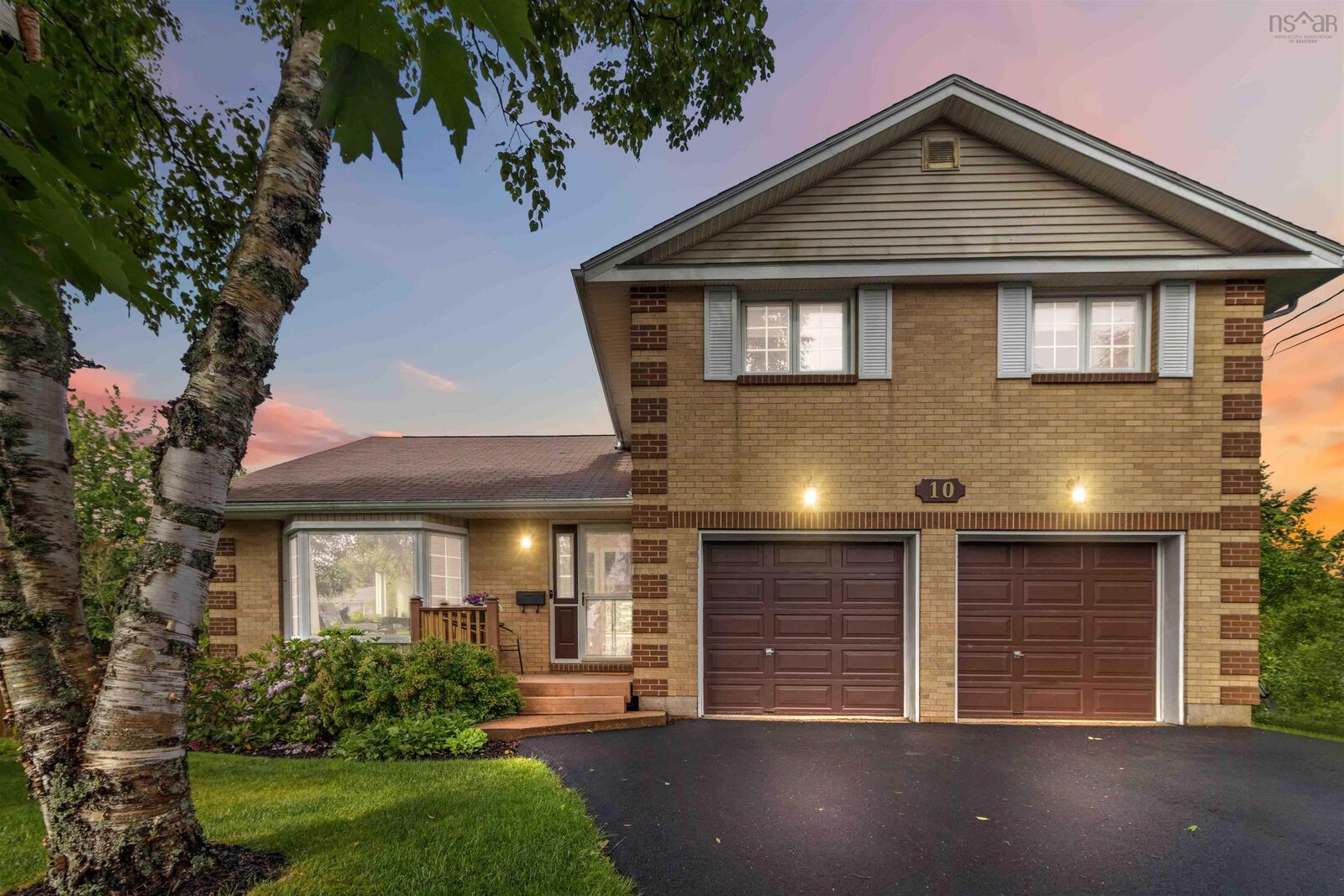 Property Photo:  10 Crystal Drive  NS B4A 3R4 