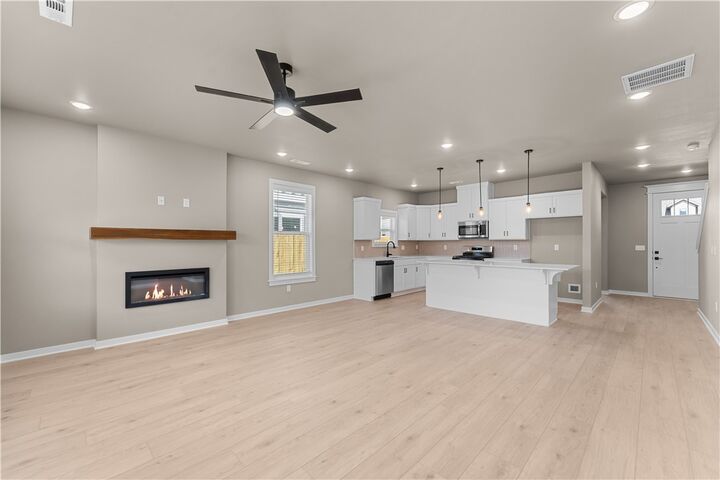 Property Photo: 5911 SW Chiefs Avenue AR 72713