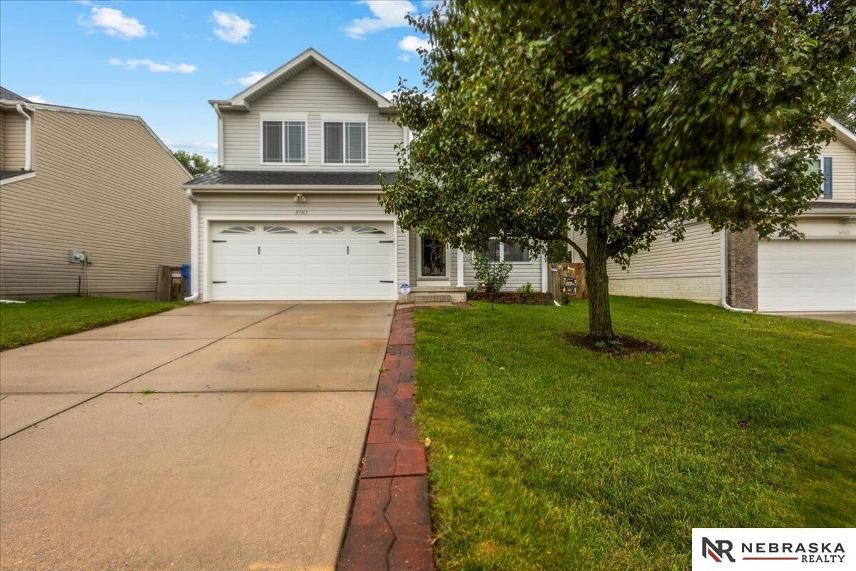 Property Photo: 10901 Girard Street NE 68142