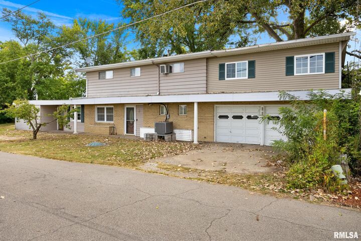 Property Photo:  1281 Sunset Drive  IL 61611 