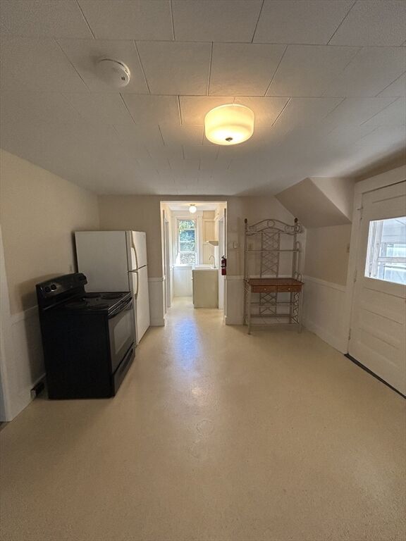 Property Photo:  97 Ash St  MA 01440 
