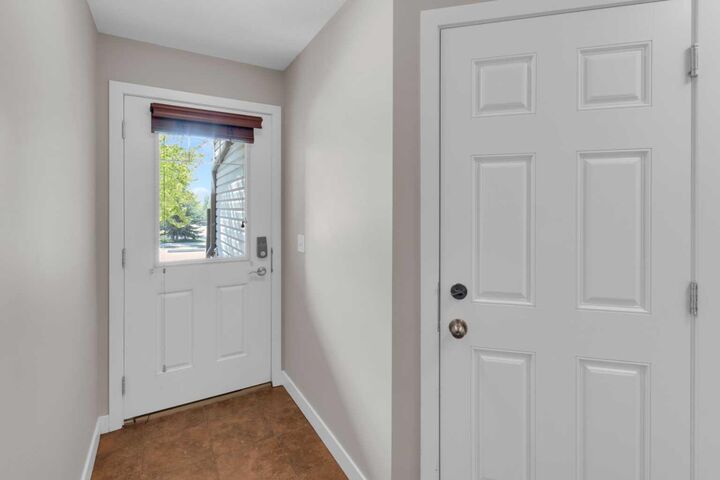 Photo de la propriété:  413 River Avenue 604  AB T4C 0P2 