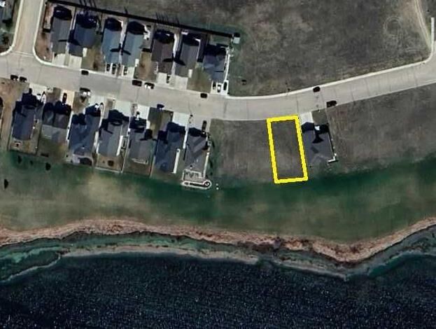 Property Photo: 3612 Lakeshore Drive AB T9N 0E8