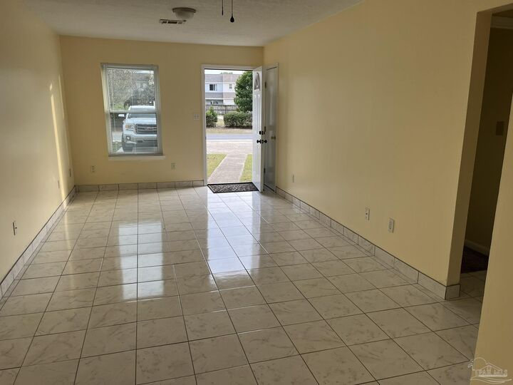 Property Photo:  3218 Redwood Ln  FL 32563 