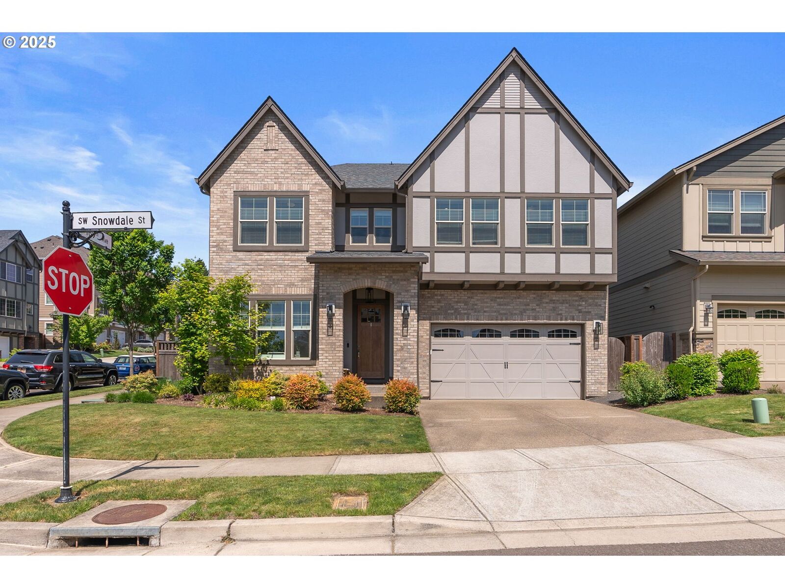 Property Photo: 16943 SW Snowdale St OR 97007