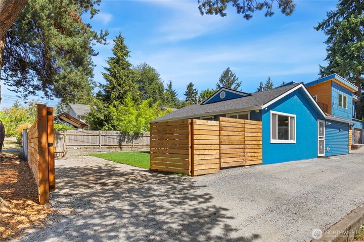 Property Photo: 13548 Ashworth Avenue N WA 98125
