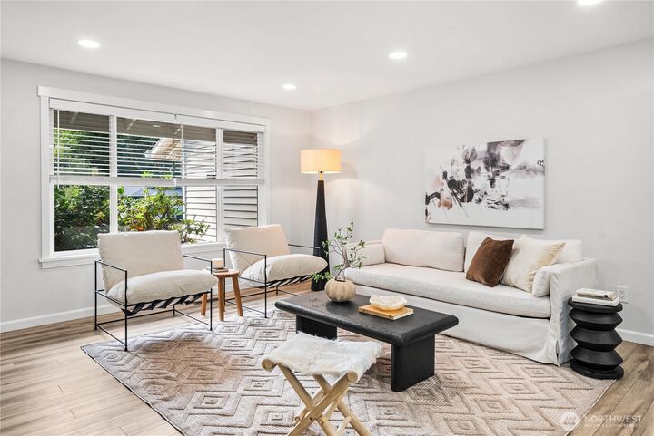 Property Photo:  1810  Thornton Street NW  WA 98502 