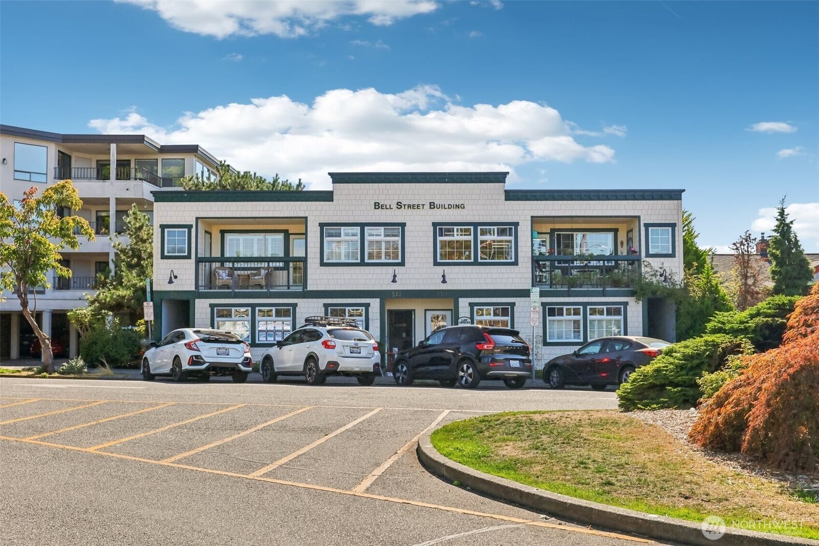 Property Photo:  514  Bell Street  WA 98020 