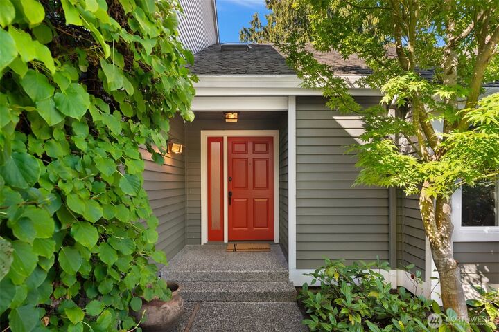 Property Photo: 15029 66th Court NE WA 98028