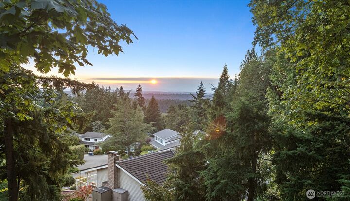 Property Photo: 5709 143rd Place SE WA 98006