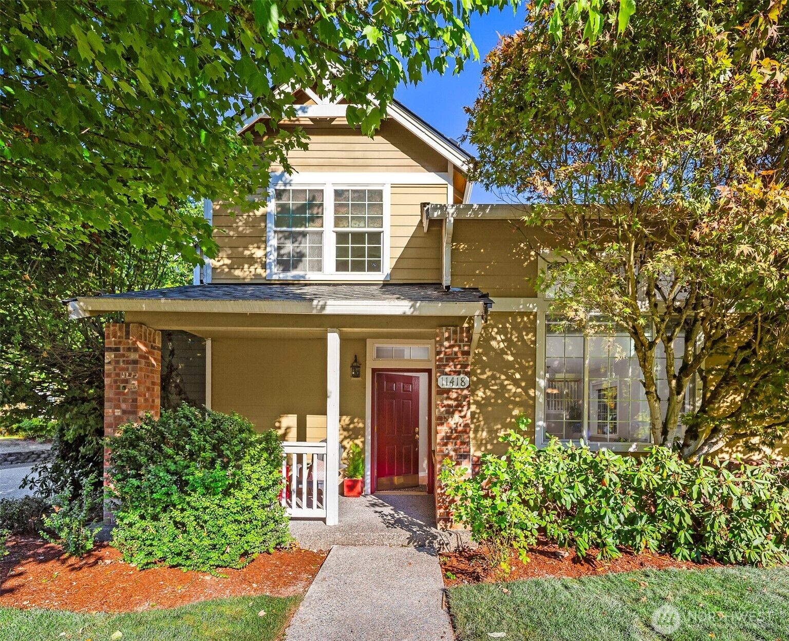 Property Photo:  11418  179th Court NE  WA 98052 