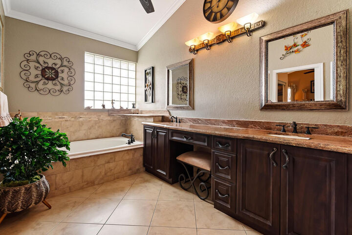 Property Photo:  13633 Kiltie Court  FL 33446 