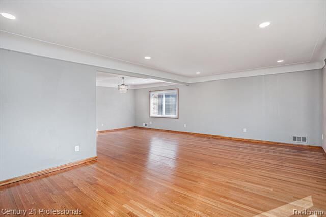 Property Photo:  14250 Vassar Avenue  MI 48235 