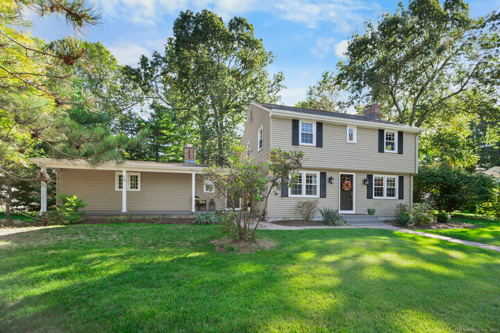 Property Photo:  558 Spring Street  CT 06040 