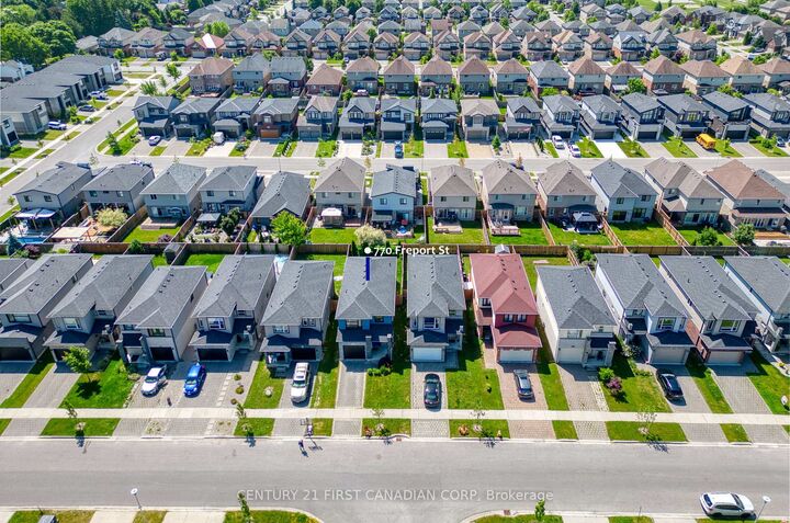Property Photo:  770 Freeport Street  ON N6G 0R4 