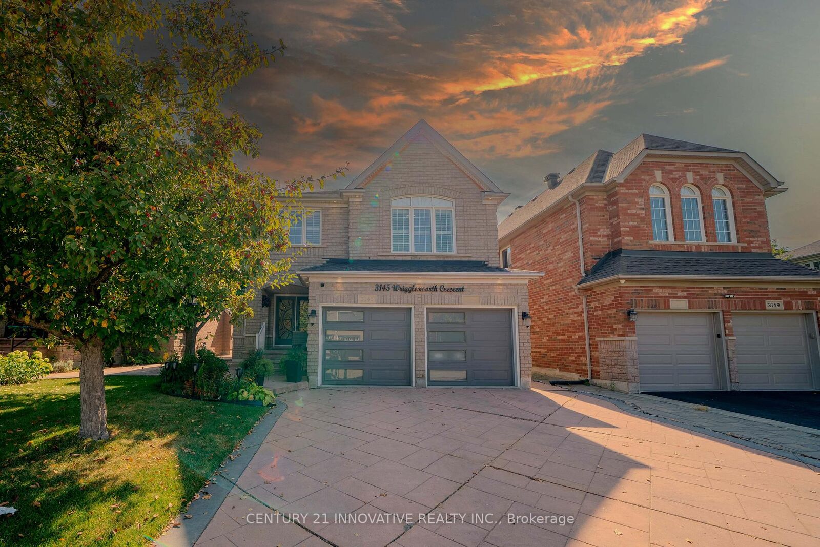 Property Photo: 3145 Wrigglesworth Crescent ON L5M 6W7