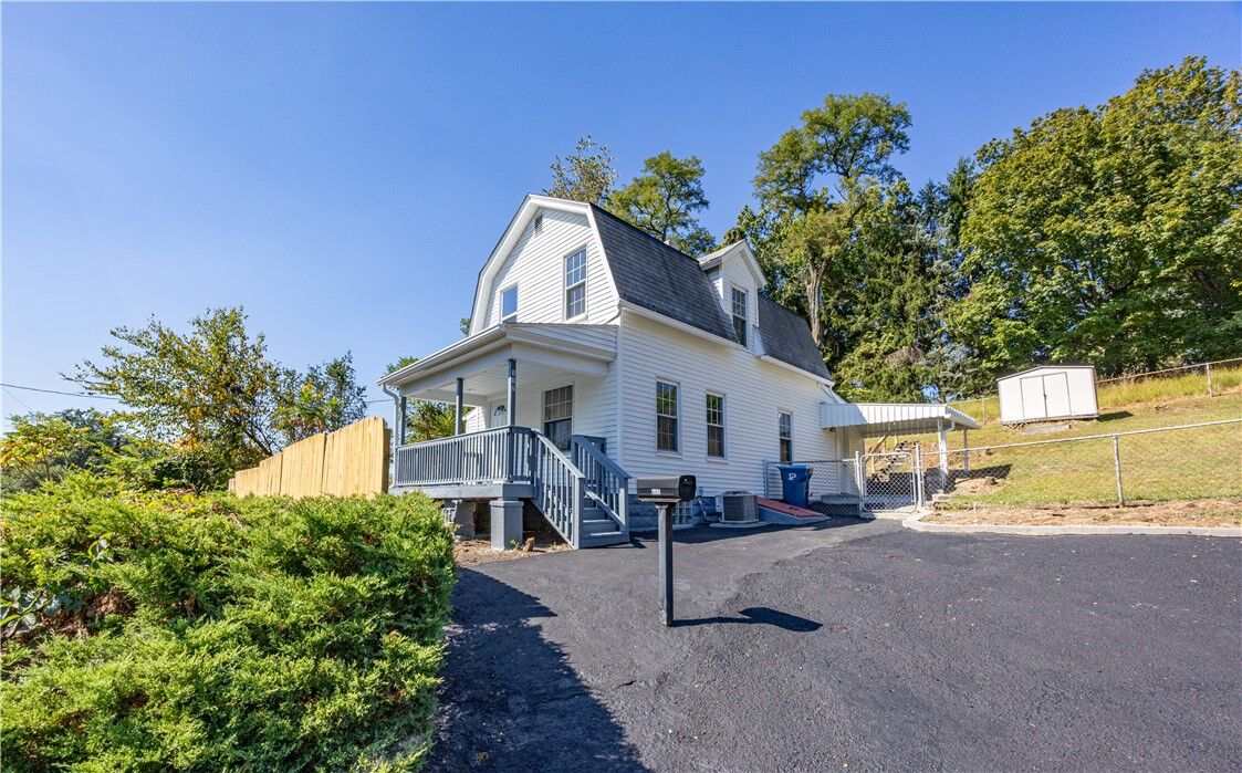 Property Photo:  117 Johnston Rd  PA 15235 
