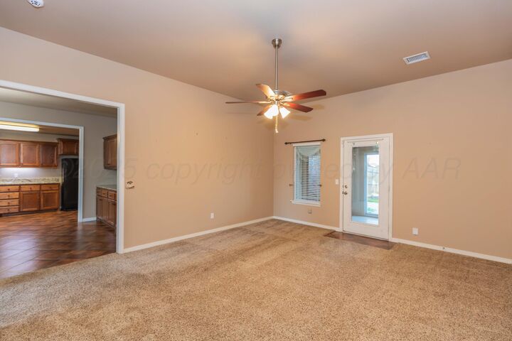 Property Photo: 9304 Perry Avenue TX 79119-6246
